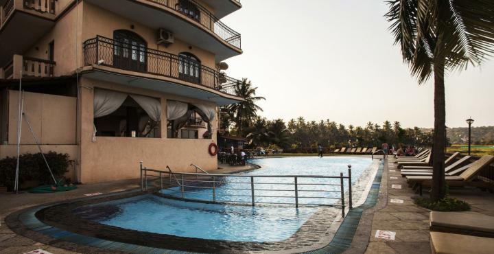 Nazri Resort Baga Exterior foto